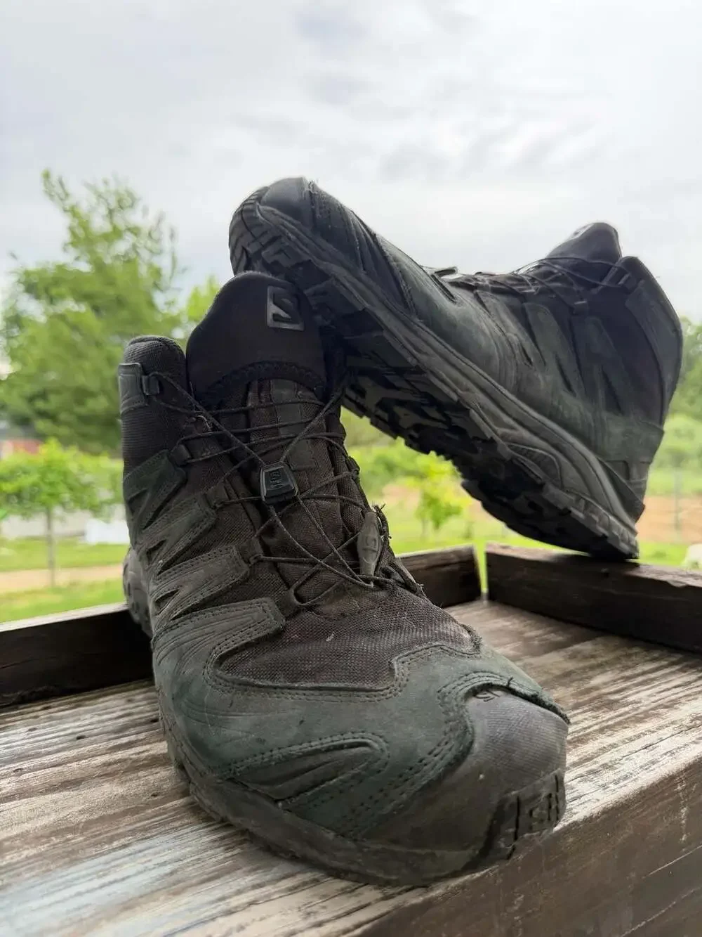 Salomon Men's Black Hiking Boots with Quicklace